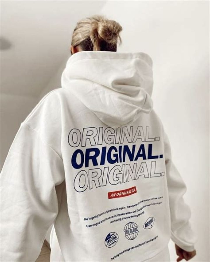 A Hoodie Designed To Protect Against Bag Snatchers