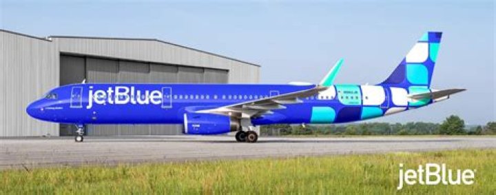 Fly Smart With JetBlue Flight 943
