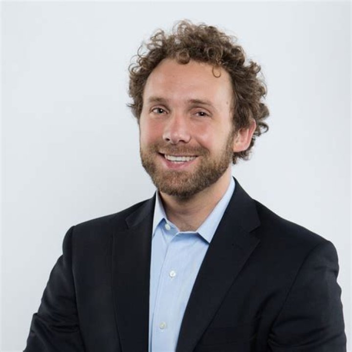 Lukas Walton's Projected Net Worth In 2024: Unveiling The Future