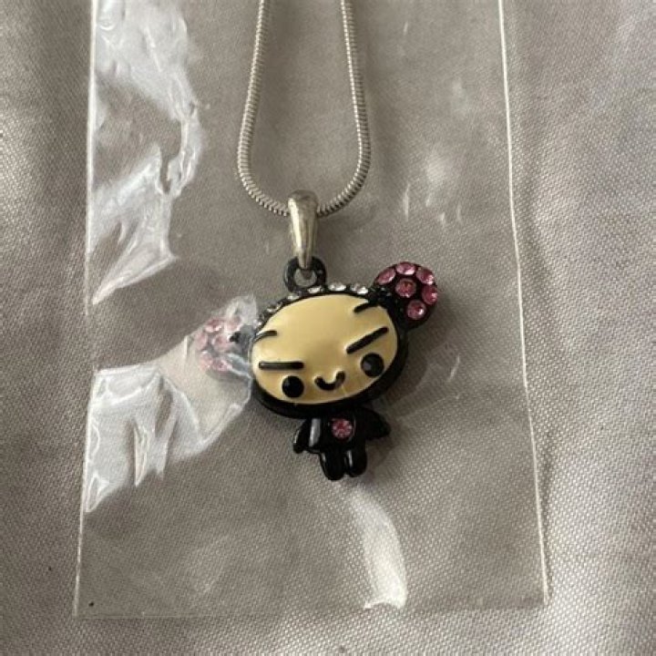 Stunning Pucca Necklace: A Timeless Accessory