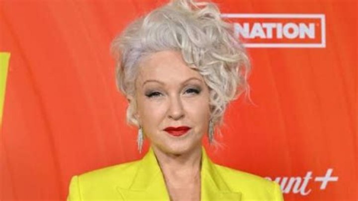 Unveiling Cyndi Lauper's Net Worth: Pulptastic Fortune Revealed